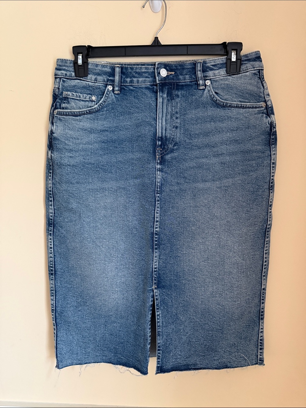 NWT H&M Denim Pencil Skirt in Medium Blue Size US 14